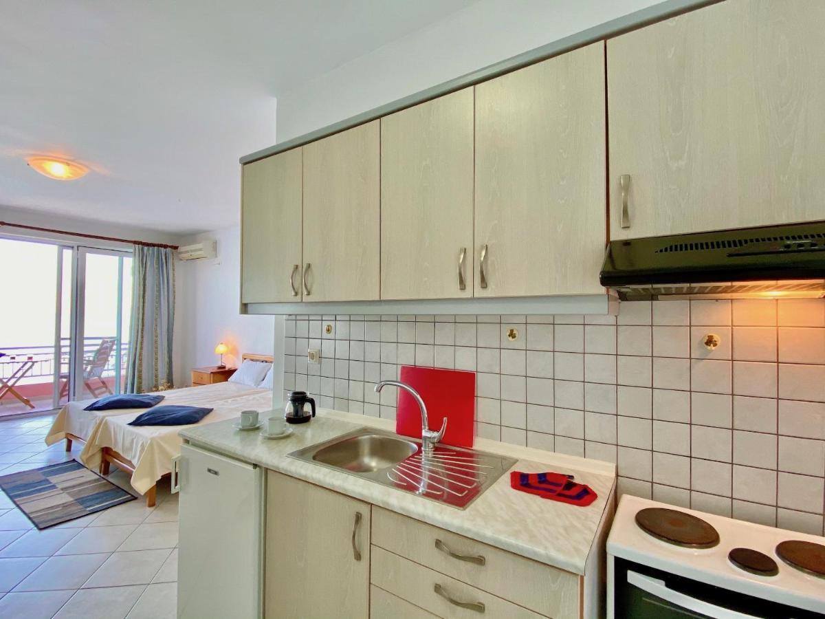 Seafront Villa Ourania 메손기 외부 사진